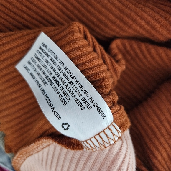 Wild Fable Women's Medium Orange Pink Cream Ribbed Ruffle Trim Crop Top Funky - Picture 6 of 6